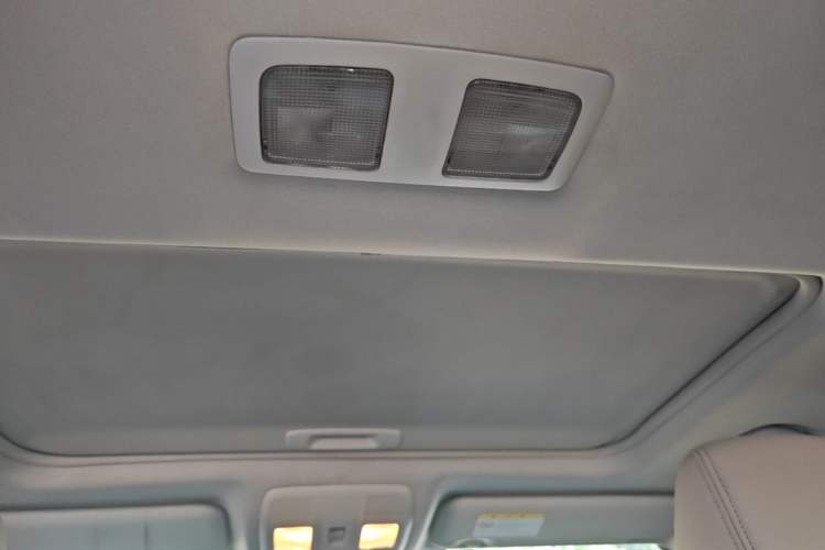 Used Mazda Atenza 2014 2.0L Blue Sky Luxury Edition Headliner