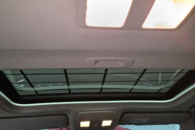 Used Mazda Atenza 2014 2.0L Blue Sky Luxury Edition Headliner