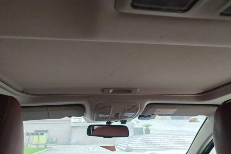 Used Mazda Atenza 2014 2.0L Blue Sky Luxury Edition Headliner
