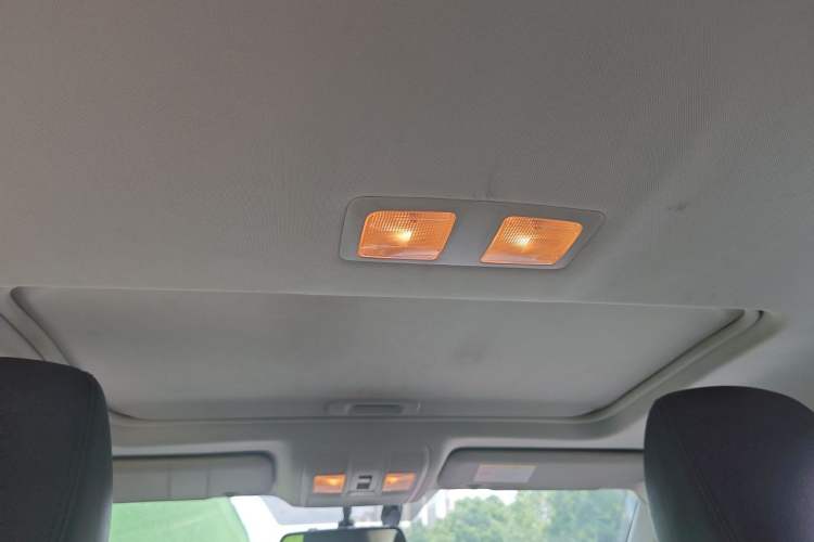 Used Mazda Atenza 2014 2.0L Blue Sky Luxury Edition Headliner