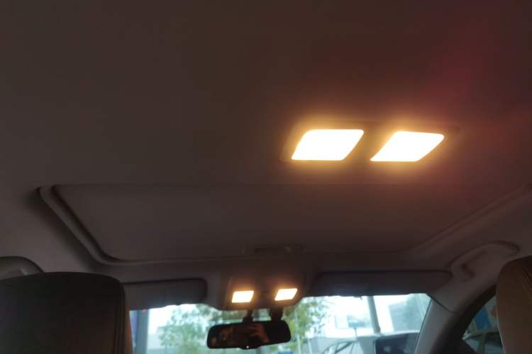Used Mazda Atenza 2014 2.0L Blue Sky Luxury Edition Headliner
