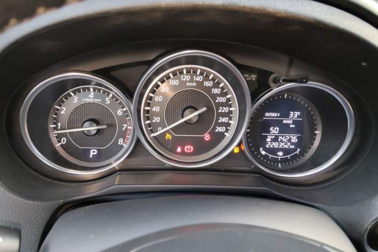 Used Mazda Atenza 2014 2.0L Blue Sky Luxury Edition Instrument Cluster