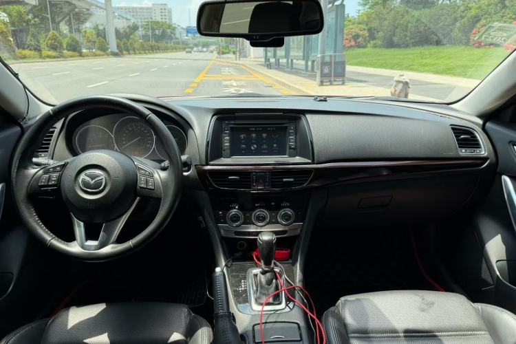 Used Mazda Atenza 2014 2.0L Blue Sky Luxury Edition Interior 1