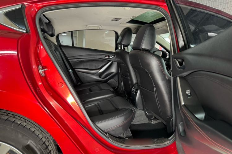 Used Mazda Atenza 2014 2.0L Blue Sky Luxury Edition Interior 7