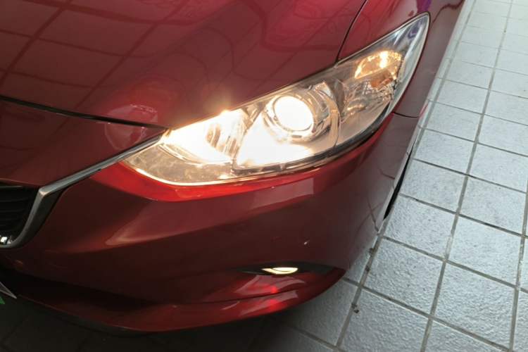 Used Mazda Atenza 2014 2.0L Blue Sky Luxury Edition Left Front Headlight