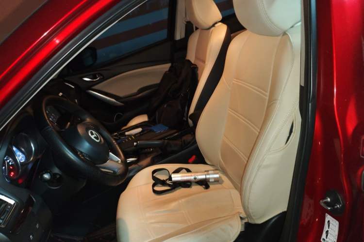 Used Mazda Atenza 2014 2.0L Blue Sky Luxury Edition Left Front Seat