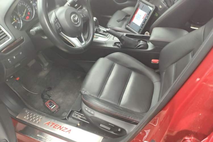 Used Mazda Atenza 2014 2.0L Blue Sky Luxury Edition Left Front Seat
