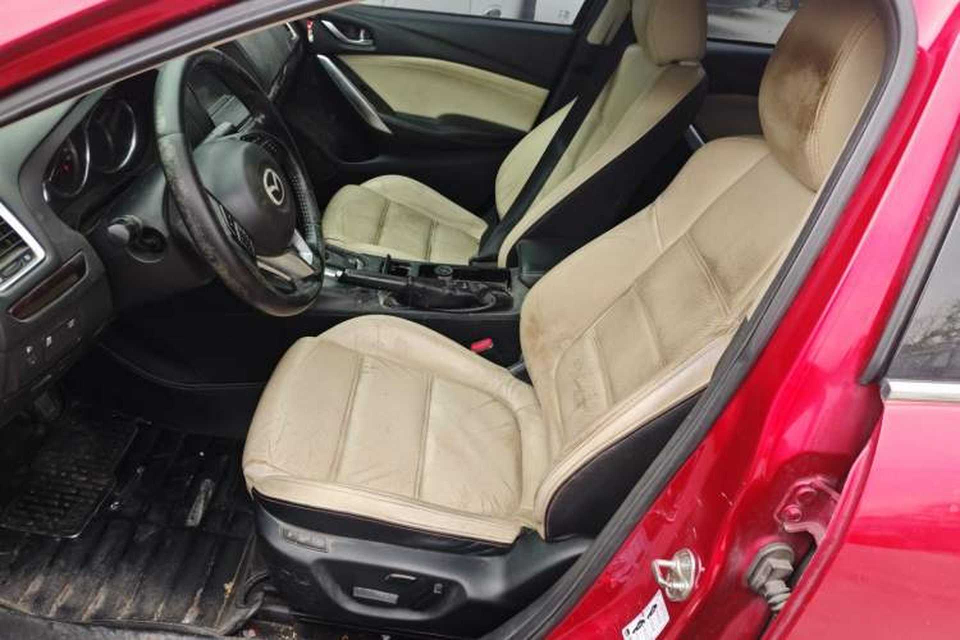 Used Mazda Atenza 2014 2.0L Blue Sky Luxury Edition Left Front Seat