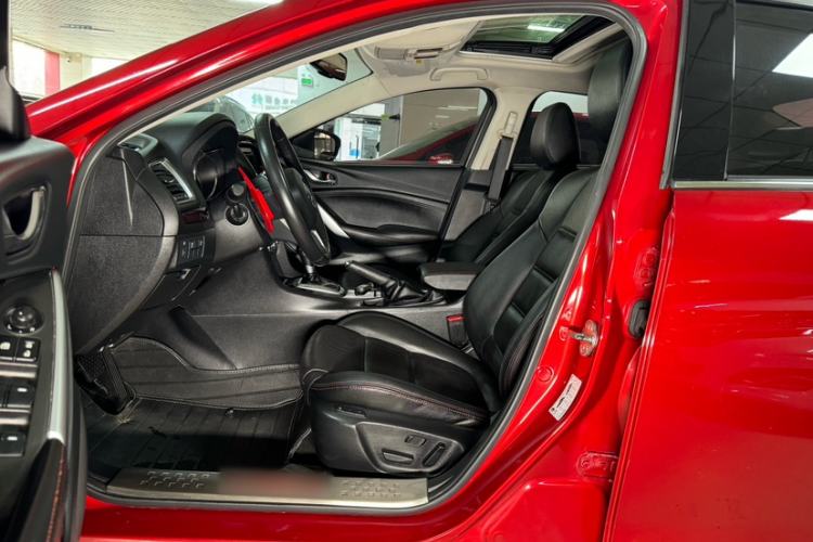 Used Mazda Atenza 2014 2.0L Blue Sky Luxury Edition Left Front Seat