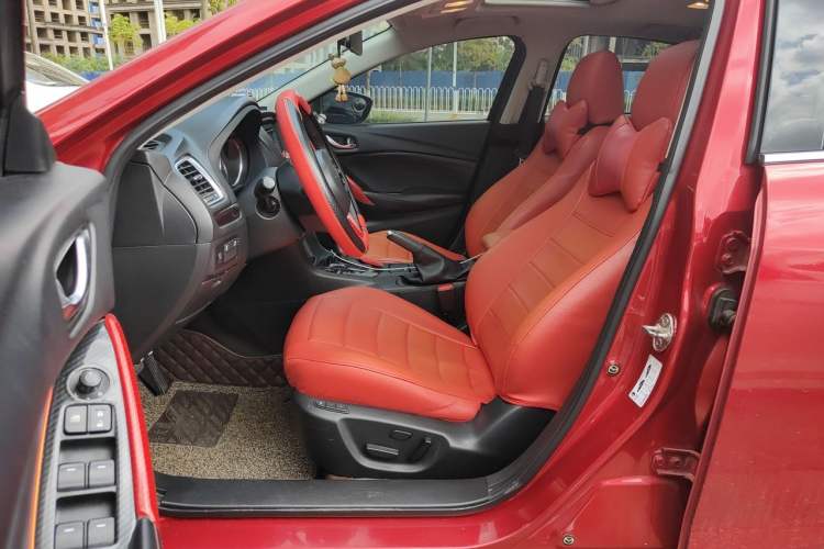 Used Mazda Atenza 2014 2.0L Blue Sky Luxury Edition Left Front Seat
