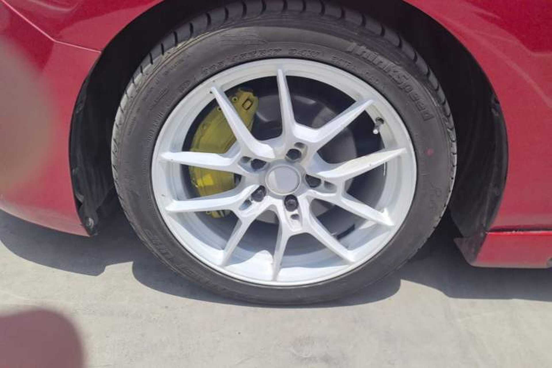 Used Mazda Atenza 2014 2.0L Blue Sky Luxury Edition Left Front Wheel Hub