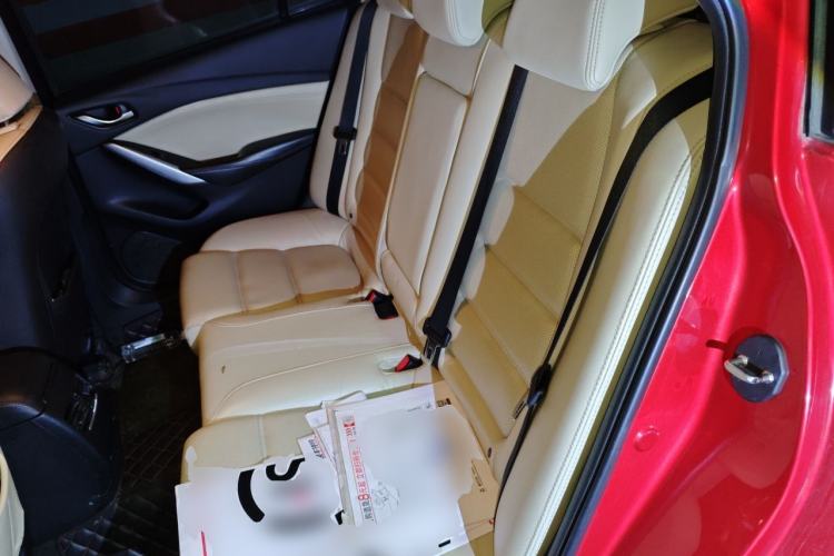 Used Mazda Atenza 2014 2.0L Blue Sky Luxury Edition Left Rear Seat