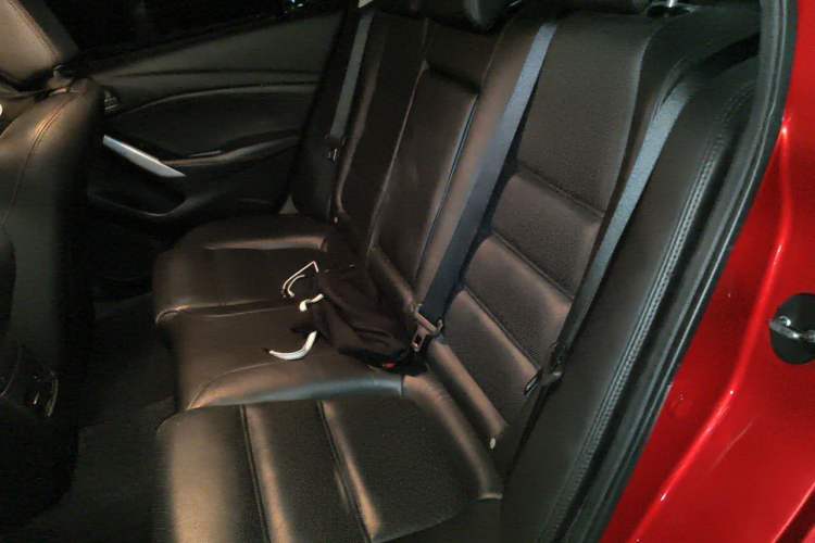Used Mazda Atenza 2014 2.5L Blue Sky Prestige Edition Left Rear Seat