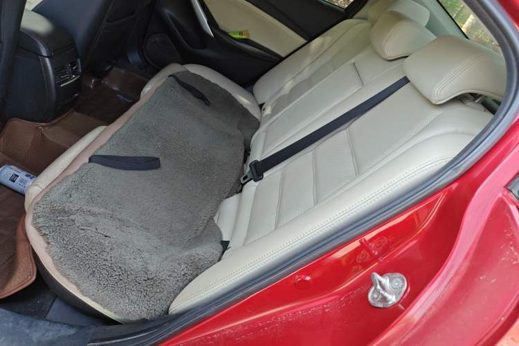 Used Mazda Atenza 2014 2.0L Blue Sky Luxury Edition Left Rear Seat