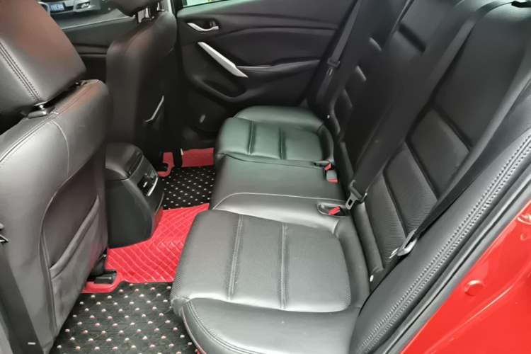 Used Mazda Atenza 2014 2.0L Blue Sky Luxury Edition Left Rear Seat