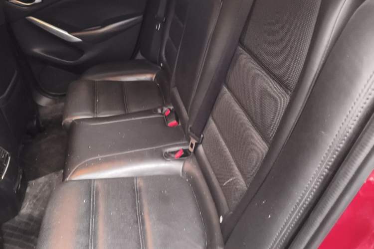 Used Mazda Atenza 2014 2.0L Blue Sky Luxury Edition Left Rear Seat