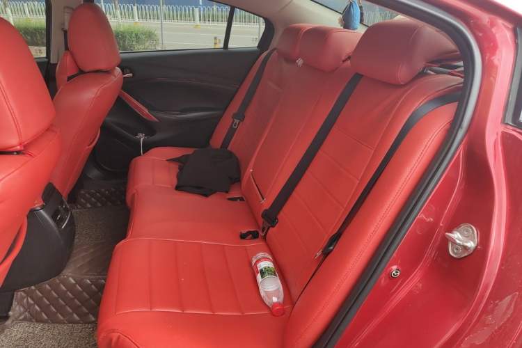 Used Mazda Atenza 2014 2.0L Blue Sky Luxury Edition Left Rear Seat