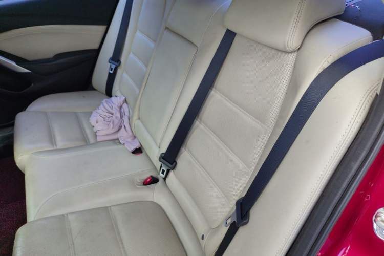 Used Mazda Atenza 2014 2.0L Blue Sky Luxury Edition Left Rear Seat