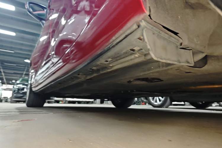 Used Mazda Atenza 2014 2.0L Blue Sky Luxury Edition Left Side Sill