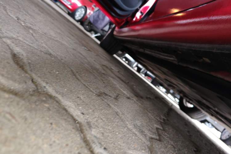 Used Mazda Atenza 2014 2.0L Blue Sky Luxury Edition Left Side Sill