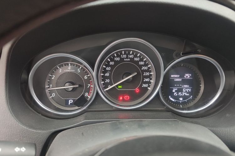 Used Mazda Atenza 2014 2.0L Blue Sky Luxury Edition Odometer Close Up