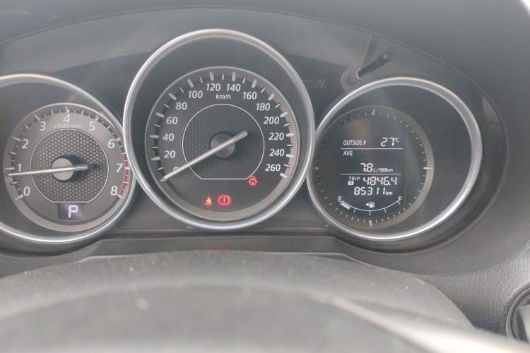 Used Mazda Atenza 2014 2.0L Blue Sky Luxury Edition Odometer Close Up