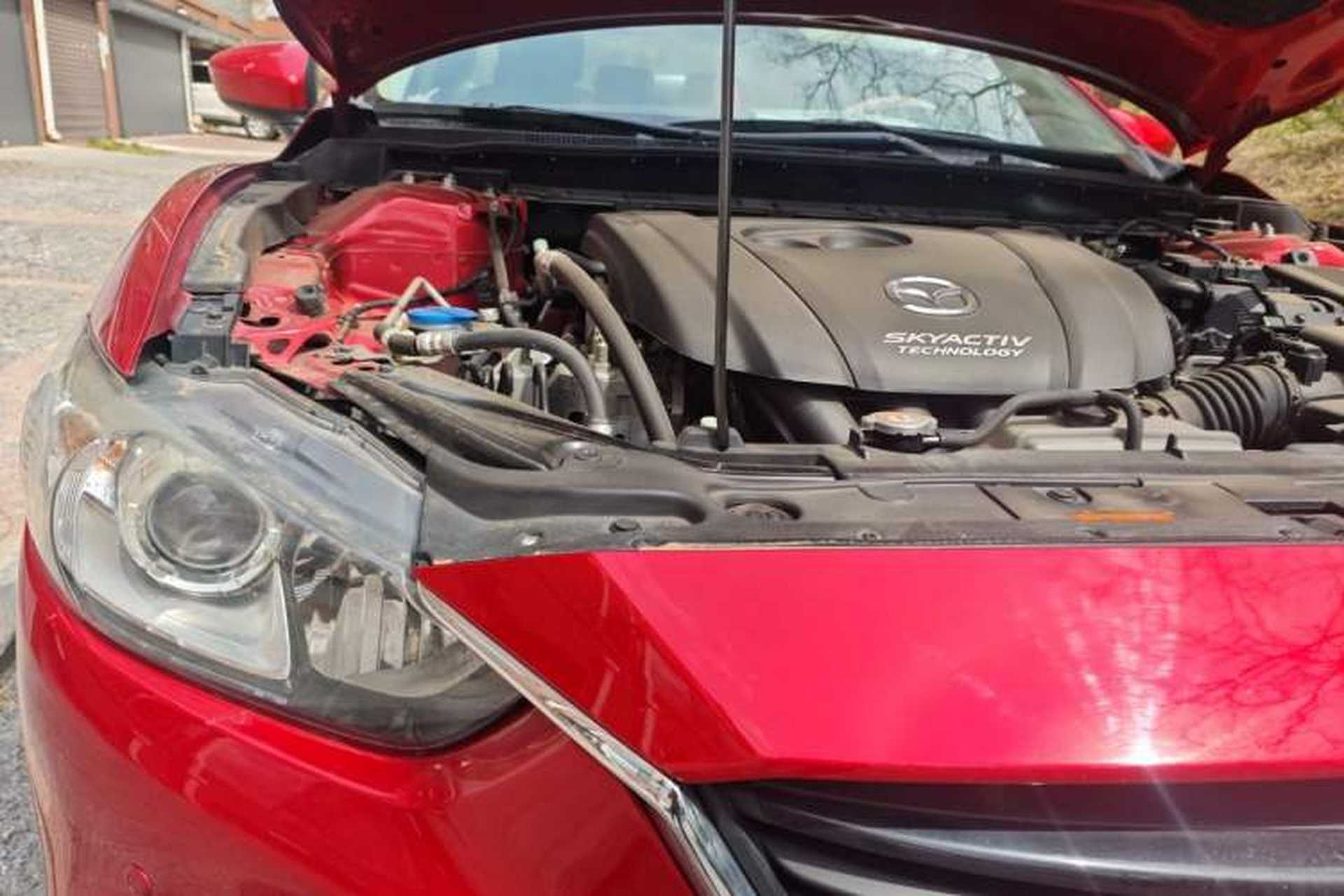 Used Mazda Atenza 2014 2.0L Blue Sky Luxury Edition Right Front Headlight