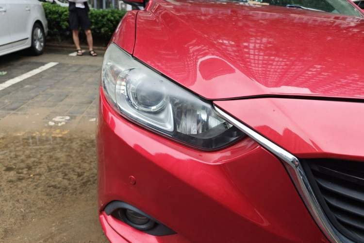 Used Mazda Atenza 2014 2.0L Blue Sky Luxury Edition Right Front Headlight