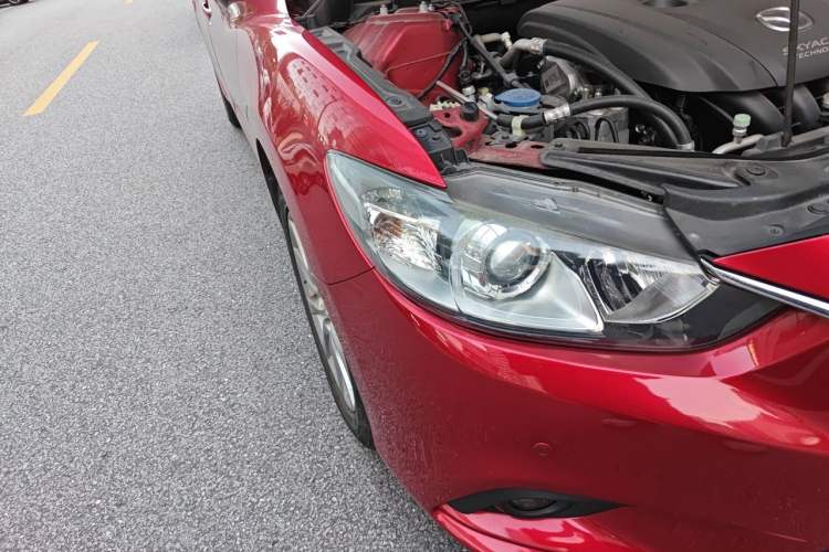 Used Mazda Atenza 2014 2.0L Blue Sky Luxury Edition Right Front Headlight