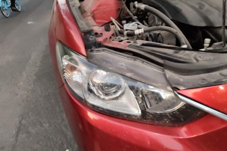 Used Mazda Atenza 2014 2.0L Blue Sky Luxury Edition Right Front Headlight