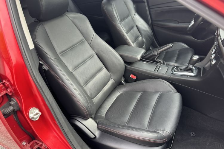 Used Mazda Atenza 2014 2.0L Blue Sky Luxury Edition Right Front Seat
