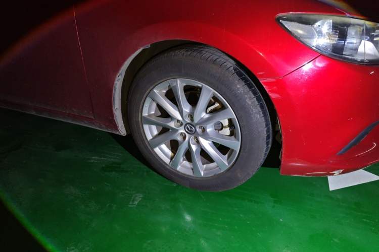 Used Mazda Atenza 2014 2.0L Blue Sky Luxury Edition Right Front Wheel Hub
