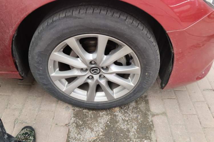 Used Mazda Atenza 2014 2.0L Blue Sky Luxury Edition Right Front Wheel Hub