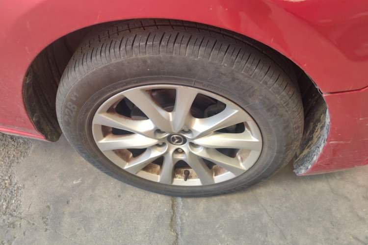 Used Mazda Atenza 2014 2.0L Blue Sky Luxury Edition Right Front Wheel Hub