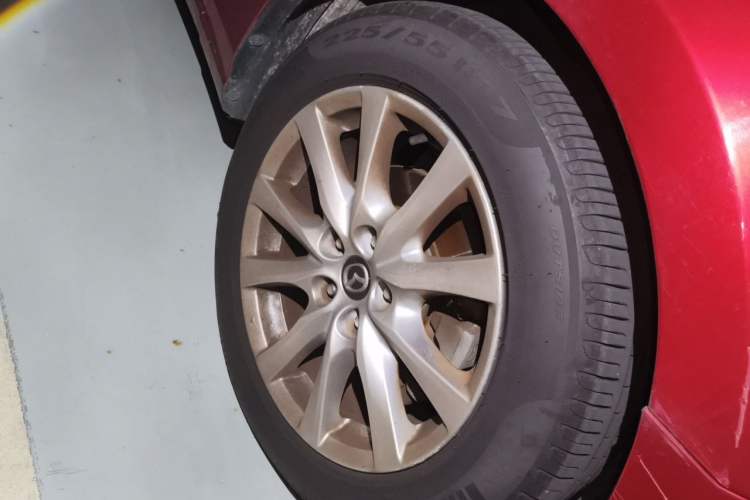 Used Mazda Atenza 2014 2.0L Blue Sky Luxury Edition Right Front Wheel Hub