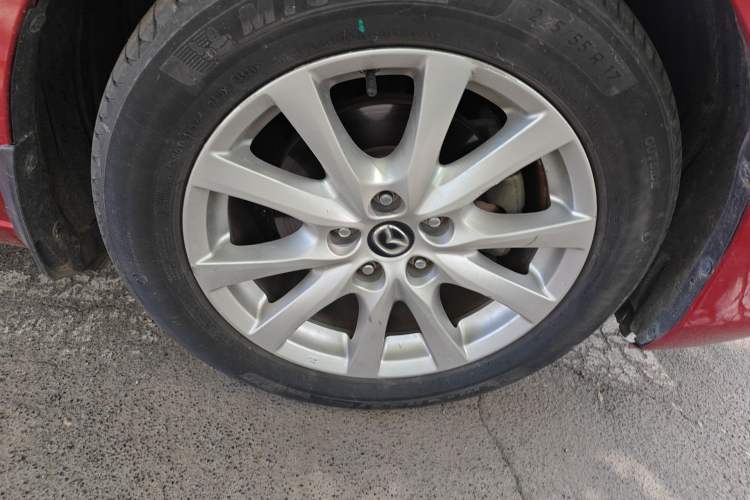 Used Mazda Atenza 2014 2.0L Blue Sky Luxury Edition Right Front Wheel Hub