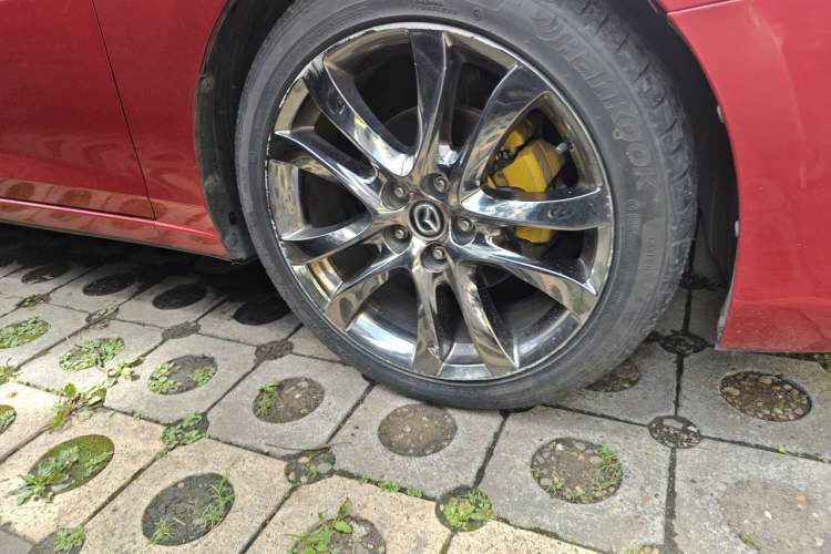 Used Mazda Atenza 2014 2.5L Blue Sky Prestige Edition Right Front Wheel Hub