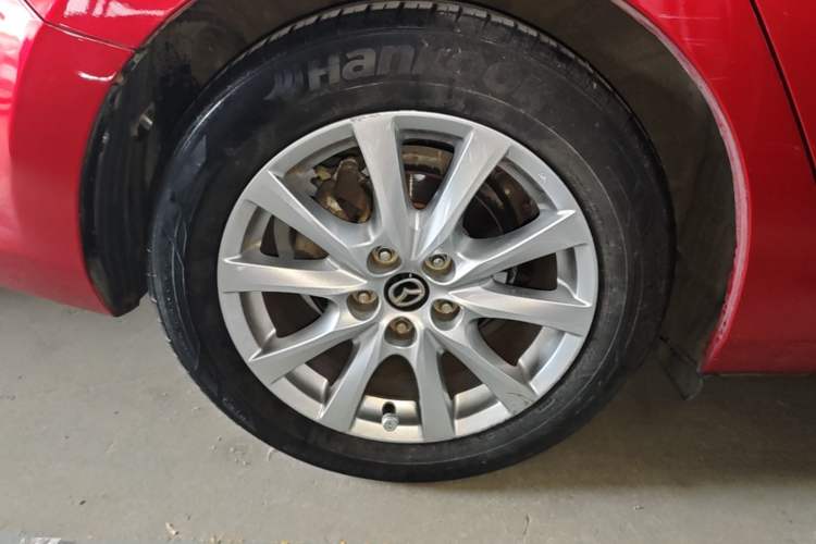 Used Mazda Atenza 2014 2.0L Blue Sky Luxury Edition Right Rear Wheel Hub