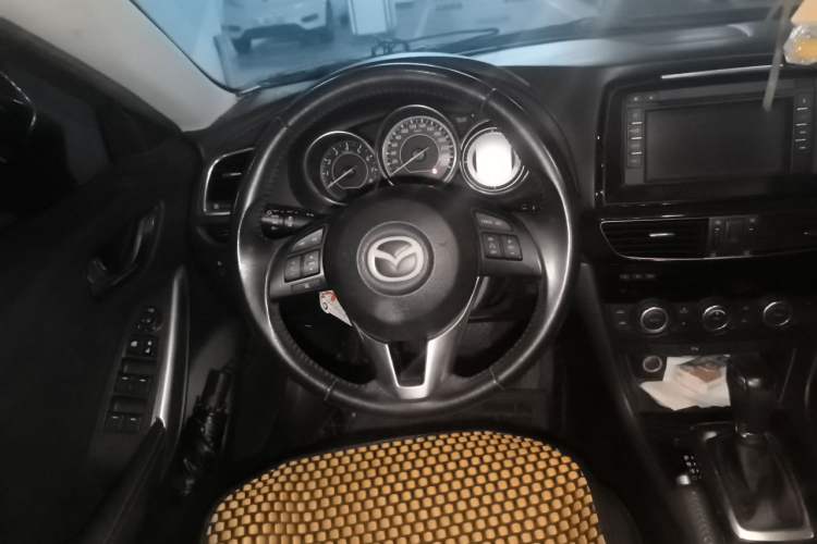 Used Mazda Atenza 2014 2.0L Blue Sky Luxury Edition Steering Wheel