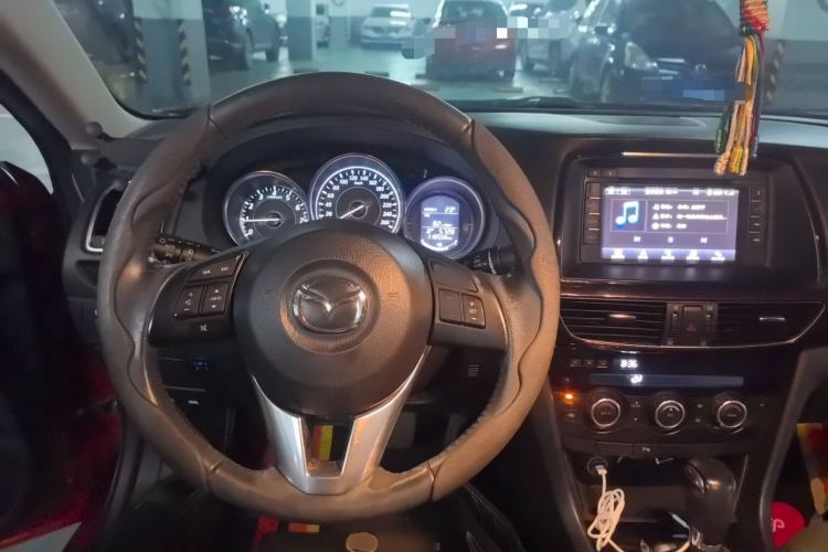 Used Mazda Atenza 2014 2.0L Blue Sky Luxury Edition Steering Wheel