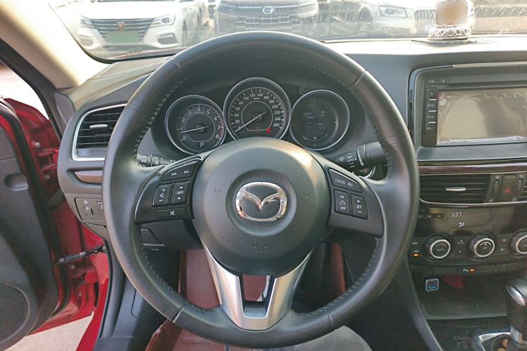 Used Mazda Atenza 2014 2.0L Blue Sky Luxury Edition Steering Wheel