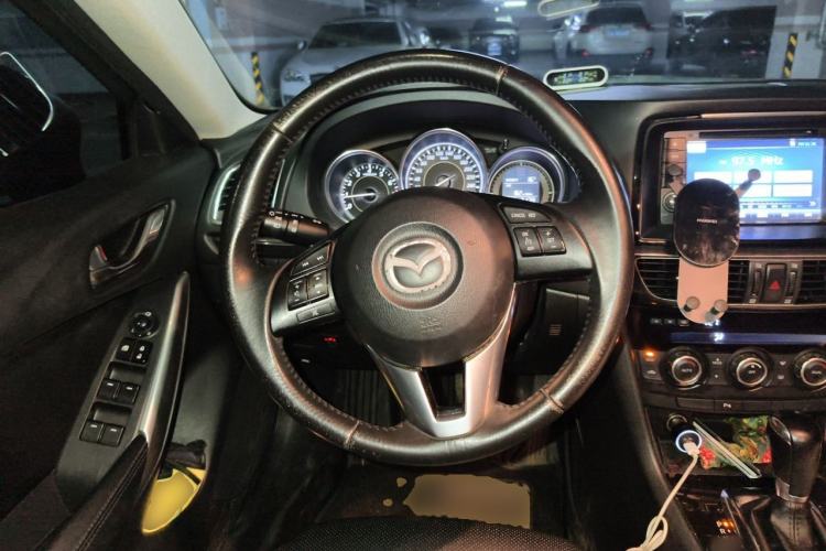Used Mazda Atenza 2014 2.0L Blue Sky Fashion Edition Steering Wheel