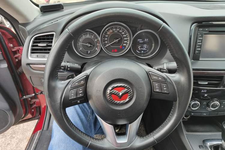 Used Mazda Atenza 2014 2.5L Blue Sky Prestige Edition Steering Wheel