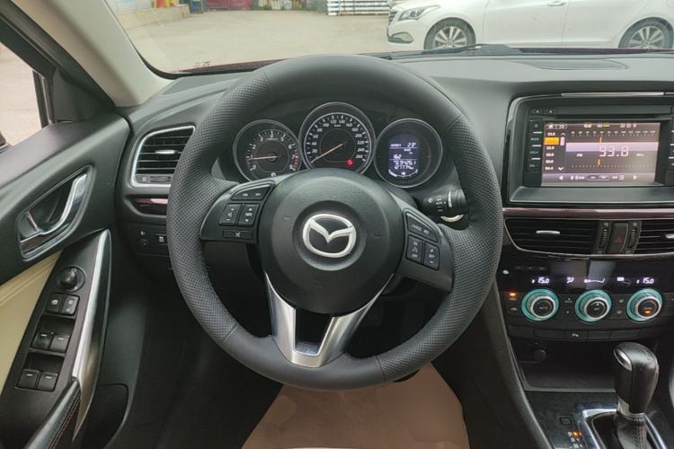Used Mazda Atenza 2014 2.0L Blue Sky Luxury Edition Steering Wheel