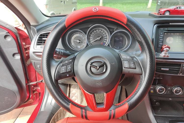 Used Mazda Atenza 2014 2.0L Blue Sky Luxury Edition Steering Wheel