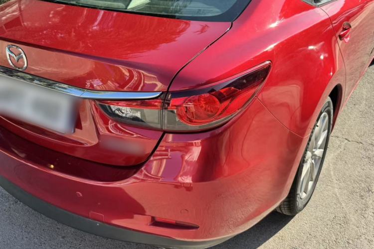 Used Mazda Atenza 2014 2.0L Blue Sky Luxury Edition Trunk