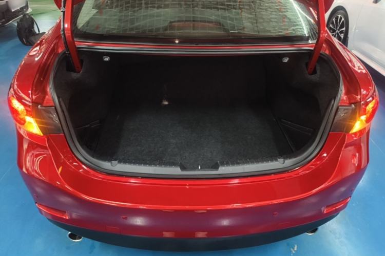 Used Mazda Atenza 2014 2.5L Blue Sky Prestige Edition Trunk
