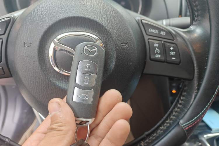 Used Mazda Atenza 2014 2.5L Blue Sky Prestige Edition Vehicle Key