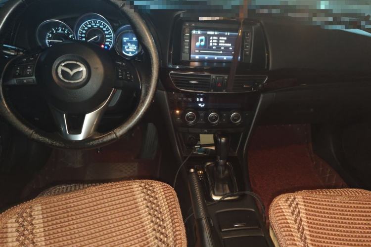 Used Mazda Atenza 2014 2.0L Blue Sky Fashion Edition Center Console
