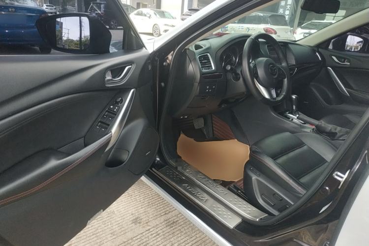 Used Mazda Atenza 2014 2.5L Sky Blue Supreme Edition Driver Seat